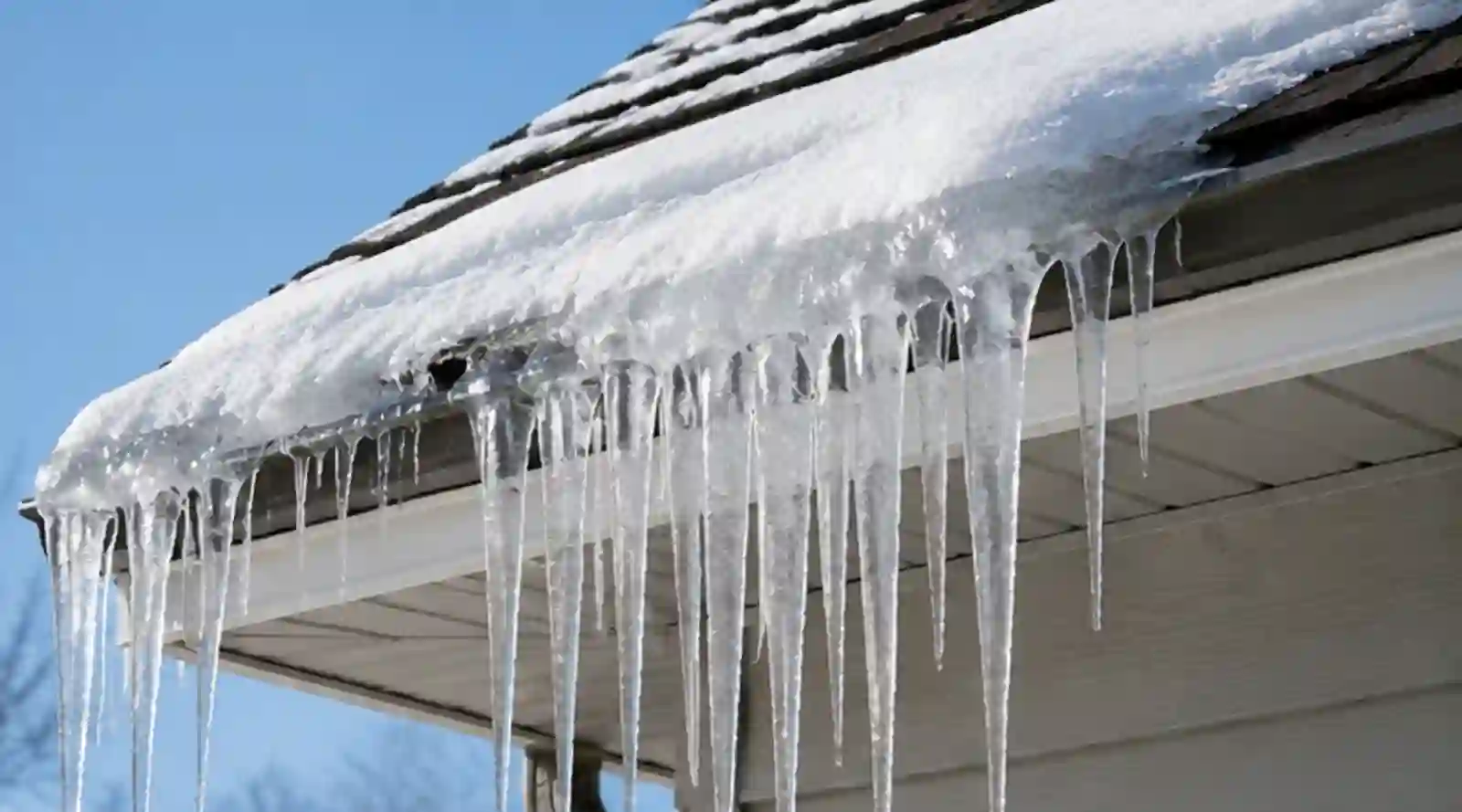 Ice Dams in Minnetonka: Why Some Homes Keep Getting Them